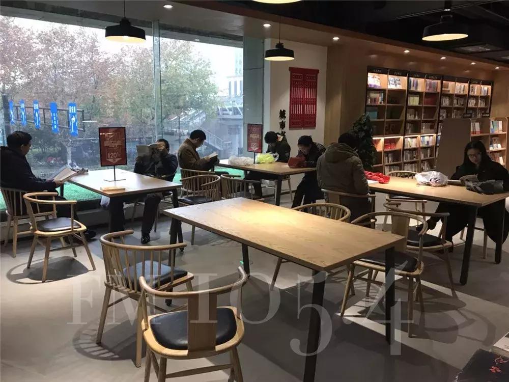 广州购书中心几点钟开门,广州购书中心开门时间