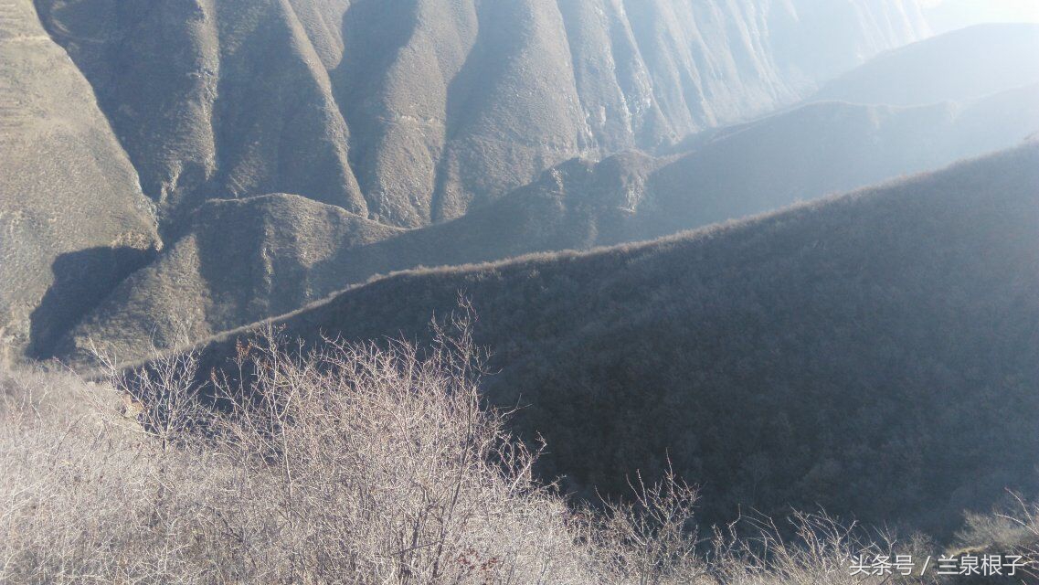 兰州冬日游景点推荐,兰州抱龙山龙脊