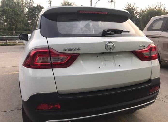 是车标设计不好还是整体不行？一直爆冷门，V3车主告诉你使用感受