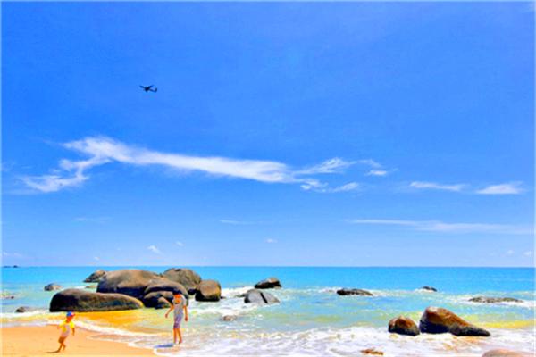北纬18度温暖的冬季三亚之旅,北纬18度三亚旅游
