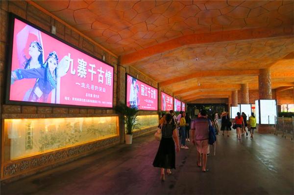 北纬18度温暖的冬季三亚之旅,北纬18度三亚旅游