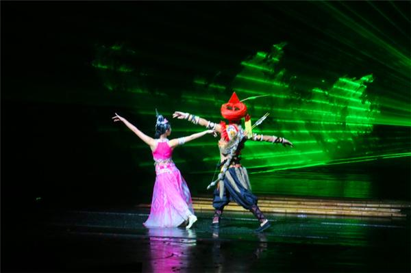 北纬18度温暖的冬季三亚之旅,北纬18度三亚旅游