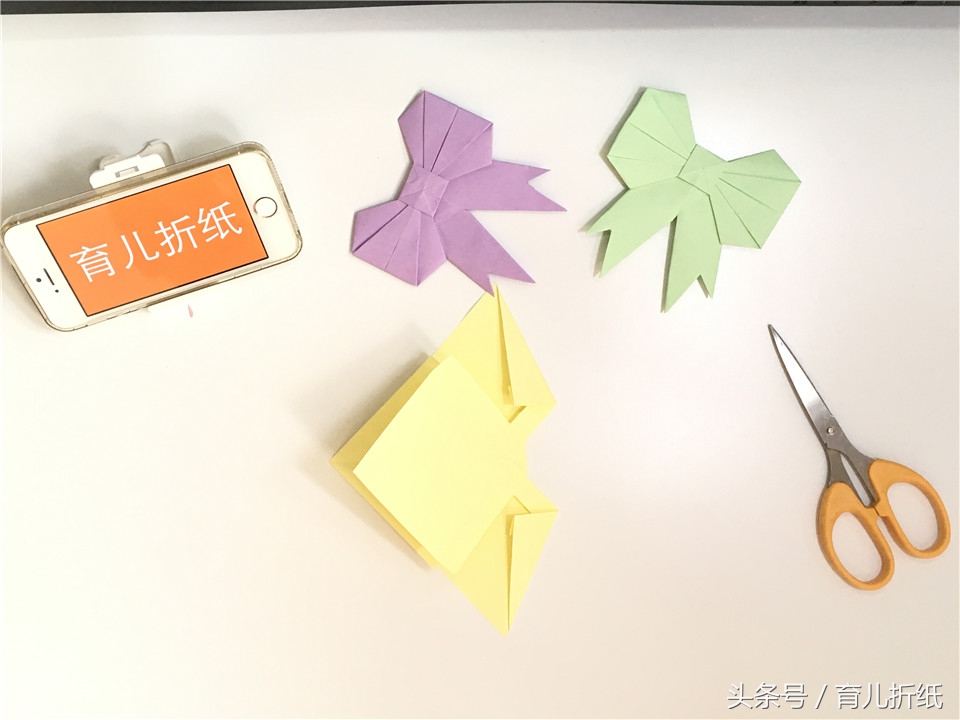 如何折纸迷你带蝴蝶结的高跟鞋,可以戴在头上的折纸蝴蝶结怎么做