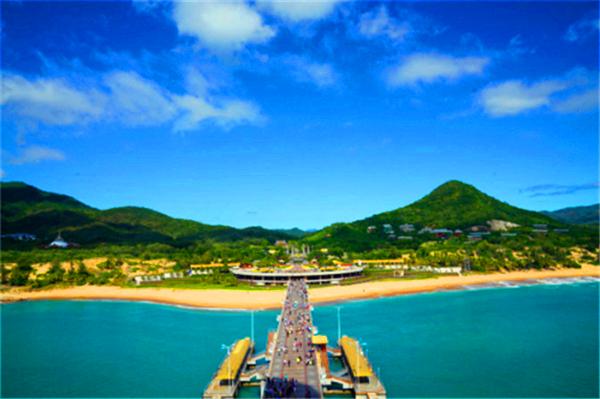 北纬18度温暖的冬季三亚之旅,北纬18度三亚旅游