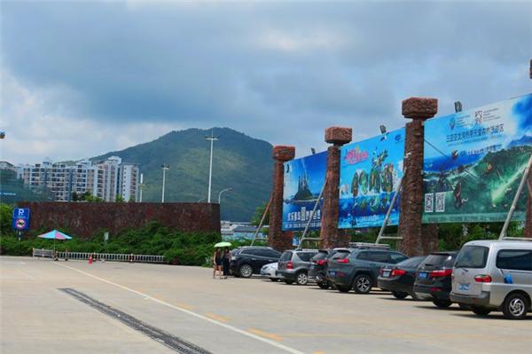 北纬18度温暖的冬季三亚之旅,北纬18度三亚旅游