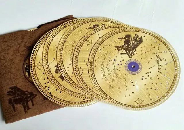 圣诞节,请送我一个八音盒