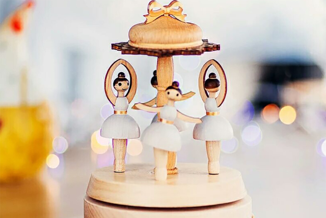 圣诞节,请送我一个八音盒