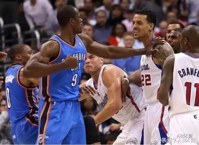 「人物」他是一个混蛋，却为我阻挡人间的锋利