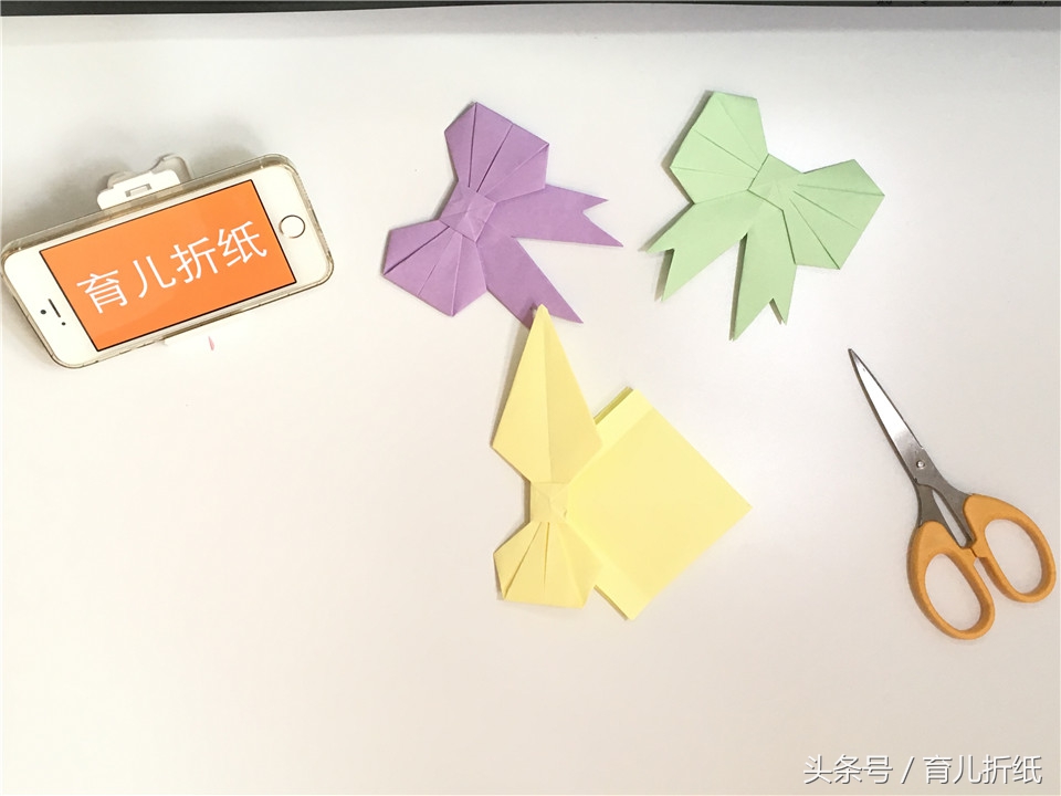 如何折纸迷你带蝴蝶结的高跟鞋,可以戴在头上的折纸蝴蝶结怎么做