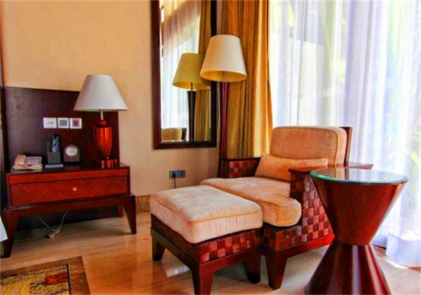 北纬18度温暖的冬季三亚之旅,北纬18度三亚旅游