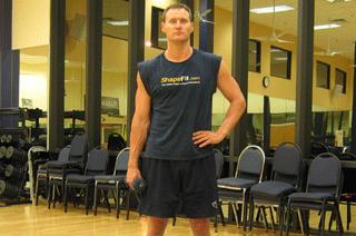 减小肚腩的运动卷腹动作,八个动作减掉小肚腩收紧腹横肌