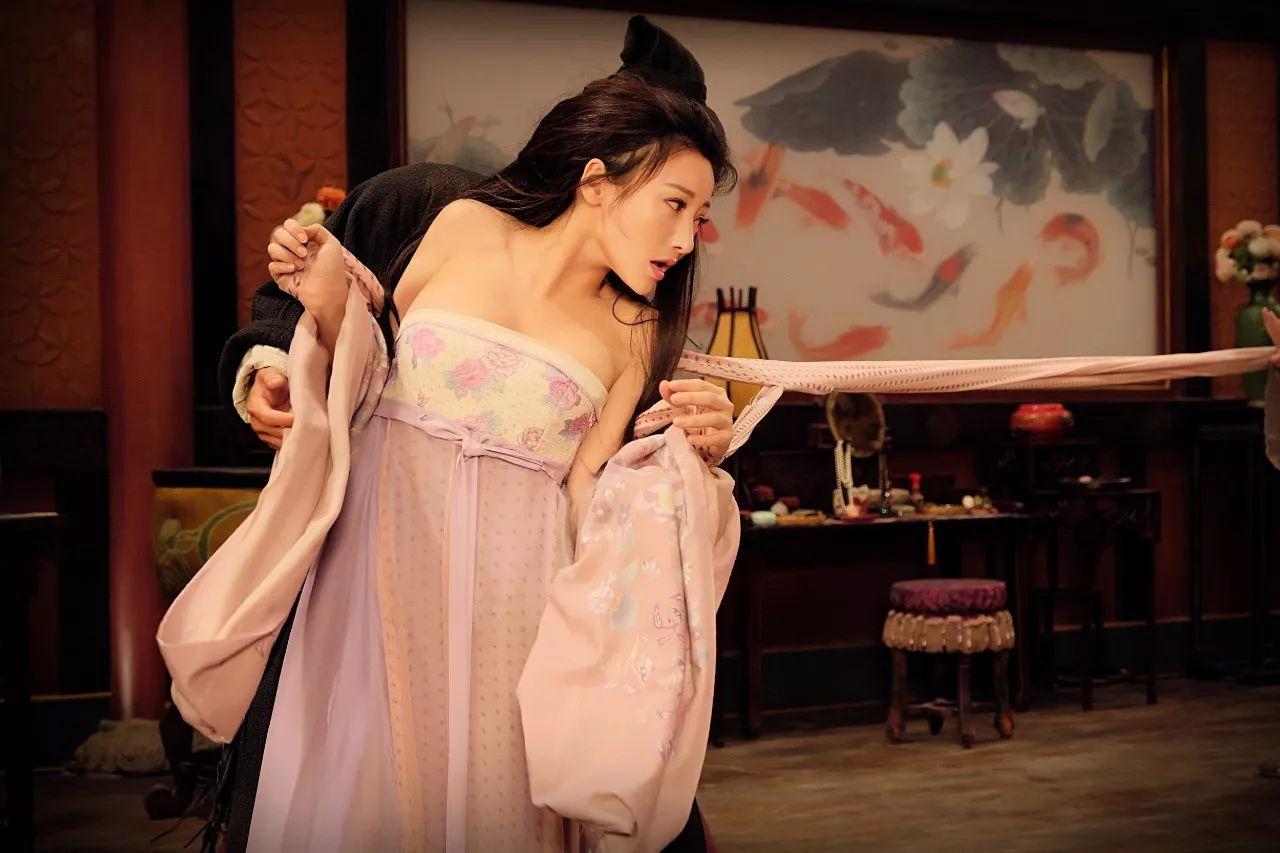 奇门遁甲和玄幻的区别,奇门遁甲和玄幻有什么区别