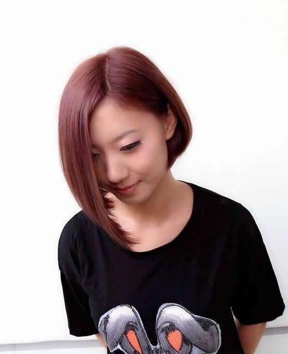 脸小三角脸适合剪什么发型,脸大头发少适合什么发型怎么扎