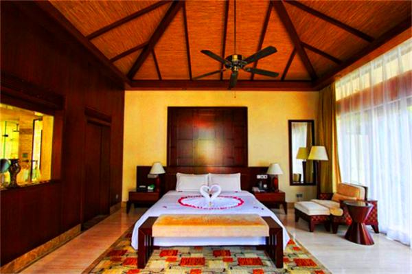 北纬18度温暖的冬季三亚之旅,北纬18度三亚旅游