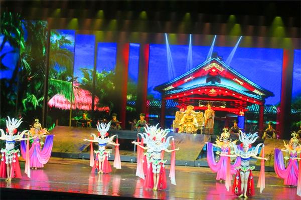 北纬18度温暖的冬季三亚之旅,北纬18度三亚旅游