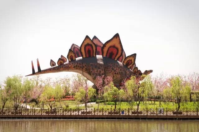 上海迪士尼乐园迷宫体验,上海迪士尼乐园奇幻谷