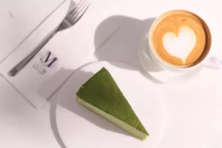 甜蜜的LadyM来到新天地，今后约在世界唯一包间！