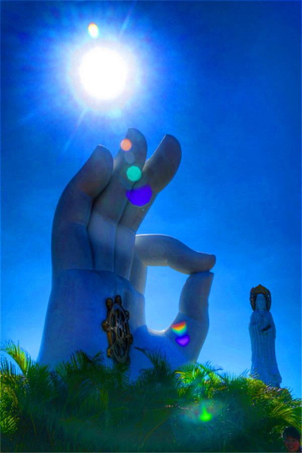 北纬18度温暖的冬季三亚之旅,北纬18度三亚旅游