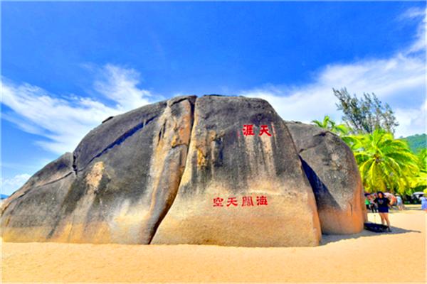 北纬18度温暖的冬季三亚之旅,北纬18度三亚旅游