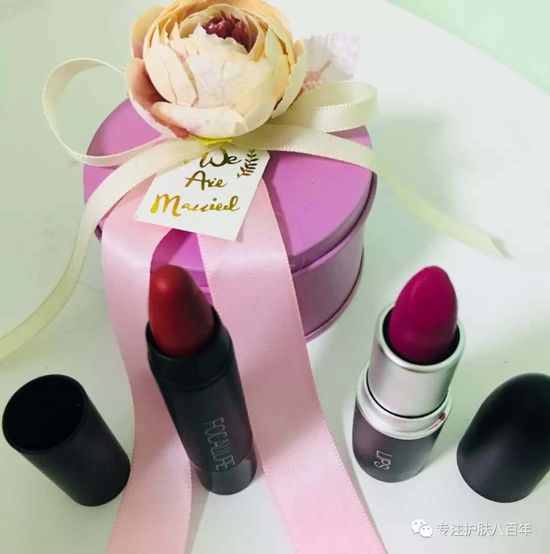 什么样的粉底液好用还控油,目前最好的粉底液控油