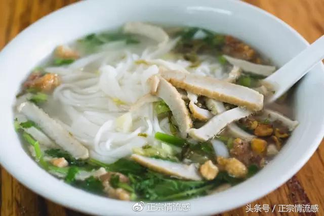 边走边吃水果视频,边走边吃一路看风景