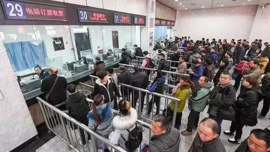 积分兑换火车票和普通火车票,每天都能使用积分兑换火车票