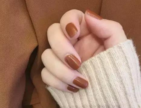 2022年美甲款式图片短指甲显白夏,2021最火美甲显白颜色短指甲款式