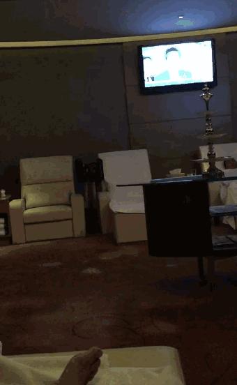 真人版吃鸡是真的秀啊,还有人玩真人版的吃鸡吗