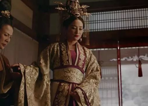 吐槽九州海上牧云记,海上牧云记皇帝被嘲笑