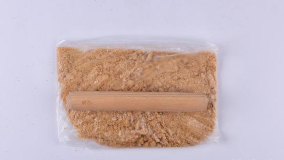 她，不高调，小清新的外表，不厚重，柔软顺滑的口感