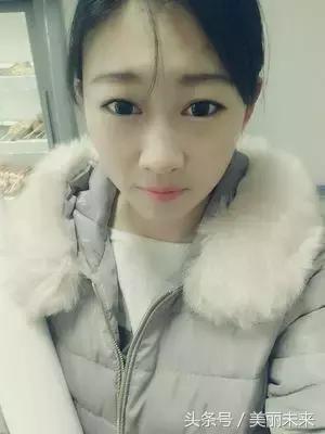 大家都是用的气垫，凭什么就她辣么美？！