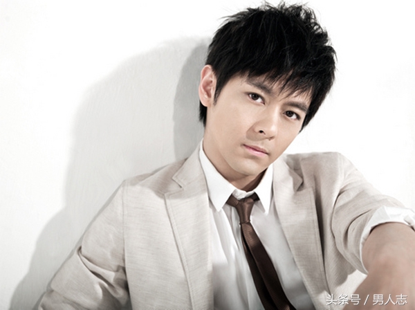 男神发型适合所有脸型,男生脸型怎么变长