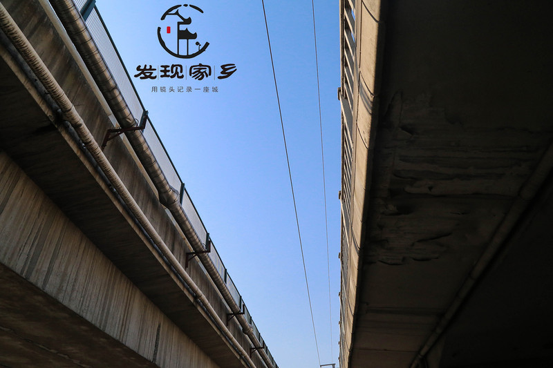 炸根油条，摊个鸡蛋饼，遛红梅公园，环抱半个常州老城区