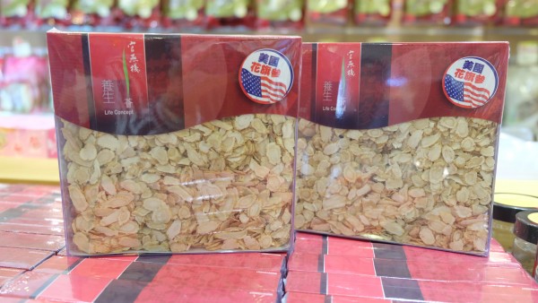 红翻天的小萌物带你激活圣诞季，还不快来瞧瞧？