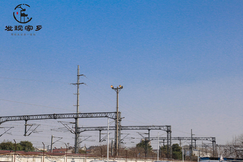 炸根油条，摊个鸡蛋饼，遛红梅公园，环抱半个常州老城区