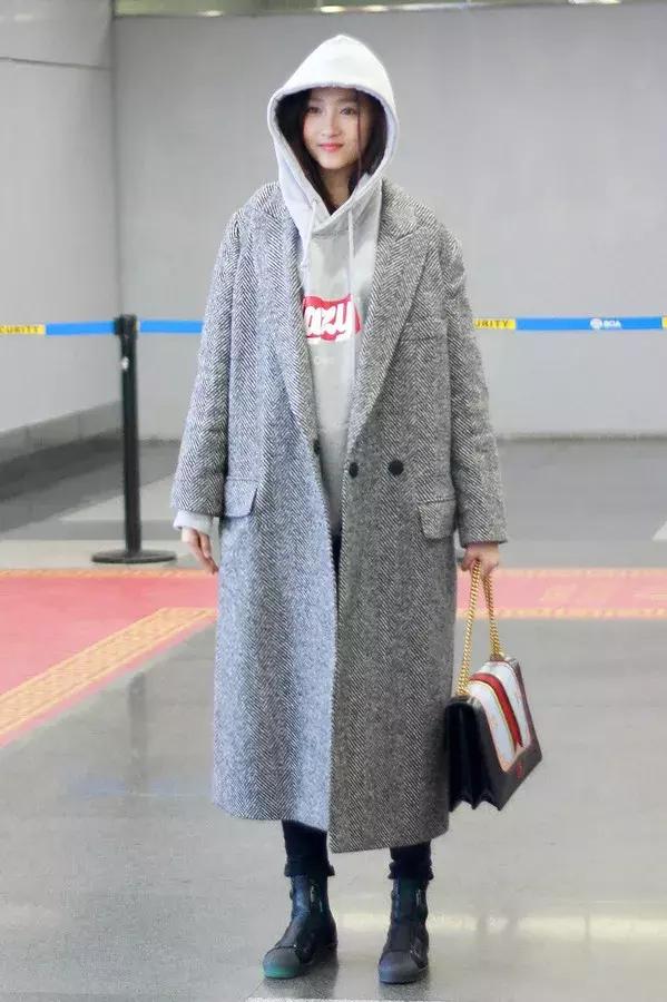 一周都不重样的卫衣搭配示范,7天不重样卫衣怎么穿