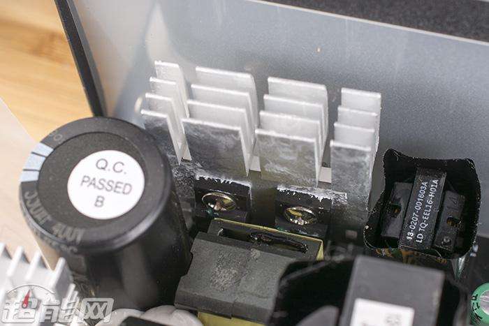 酷冷至尊mwe550v2电源怎么样,酷冷至尊v550全模组金牌电源评测