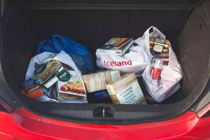 把自家破后院谎称为高级餐厅,7个月做到伦敦餐厅NO.1