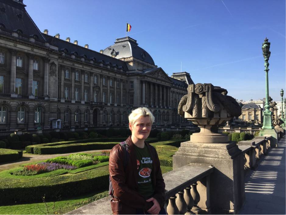 把自家破后院谎称为高级餐厅,7个月做到伦敦餐厅NO.1