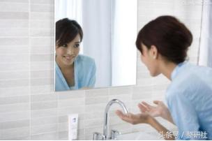 灿烂轻*女熟**养成计——修复细纹