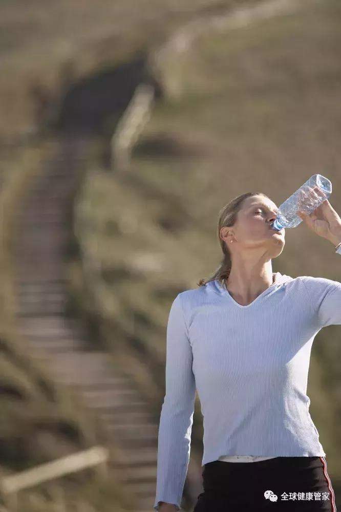 水真的能治百病吗,一个震惊世界的医学发现水治百病