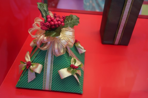 红翻天的小萌物带你激活圣诞季，还不快来瞧瞧？