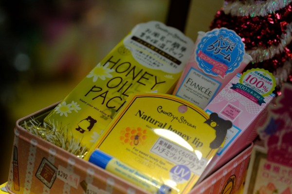 红翻天的小萌物带你激活圣诞季，还不快来瞧瞧？