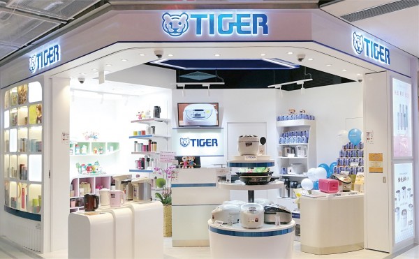 红翻天的小萌物带你激活圣诞季，还不快来瞧瞧？