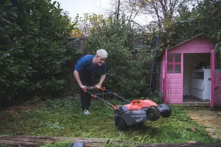把自家破后院谎称为高级餐厅,7个月做到伦敦餐厅NO.1