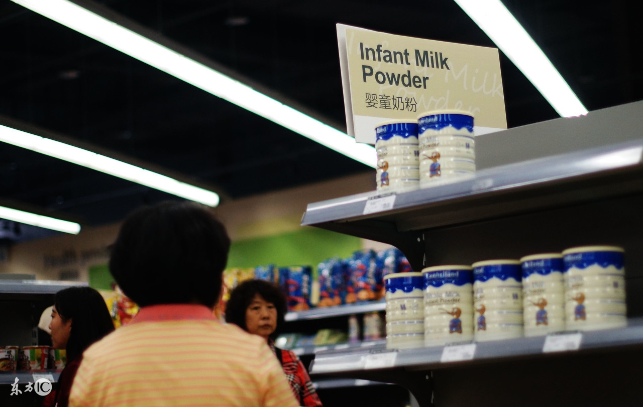 中国代购无视奶粉限购规则澳洲本土妈妈被迫药店买奶粉