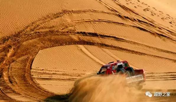 越野车玩沙漠全过程,开越野车玩沙漠