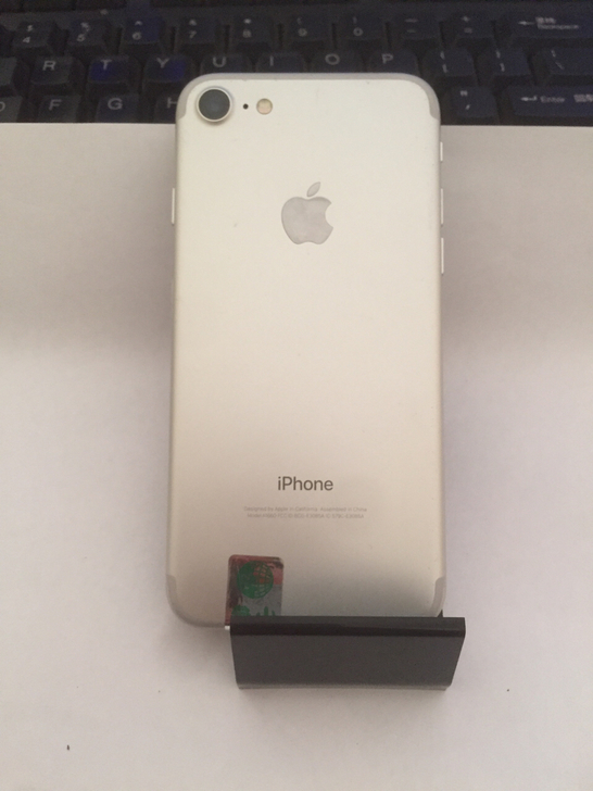 两千三入手无锁iPhone7美版，这个性价比可以有！