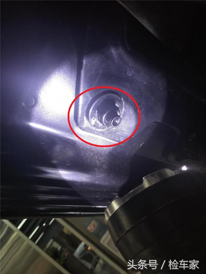 二手豪车路虎揽胜20万全款,二手豪车利润大揭秘