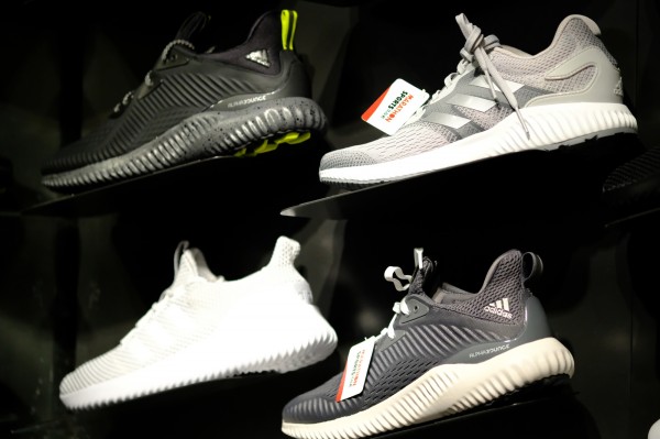 红翻天的小萌物带你激活圣诞季，还不快来瞧瞧？